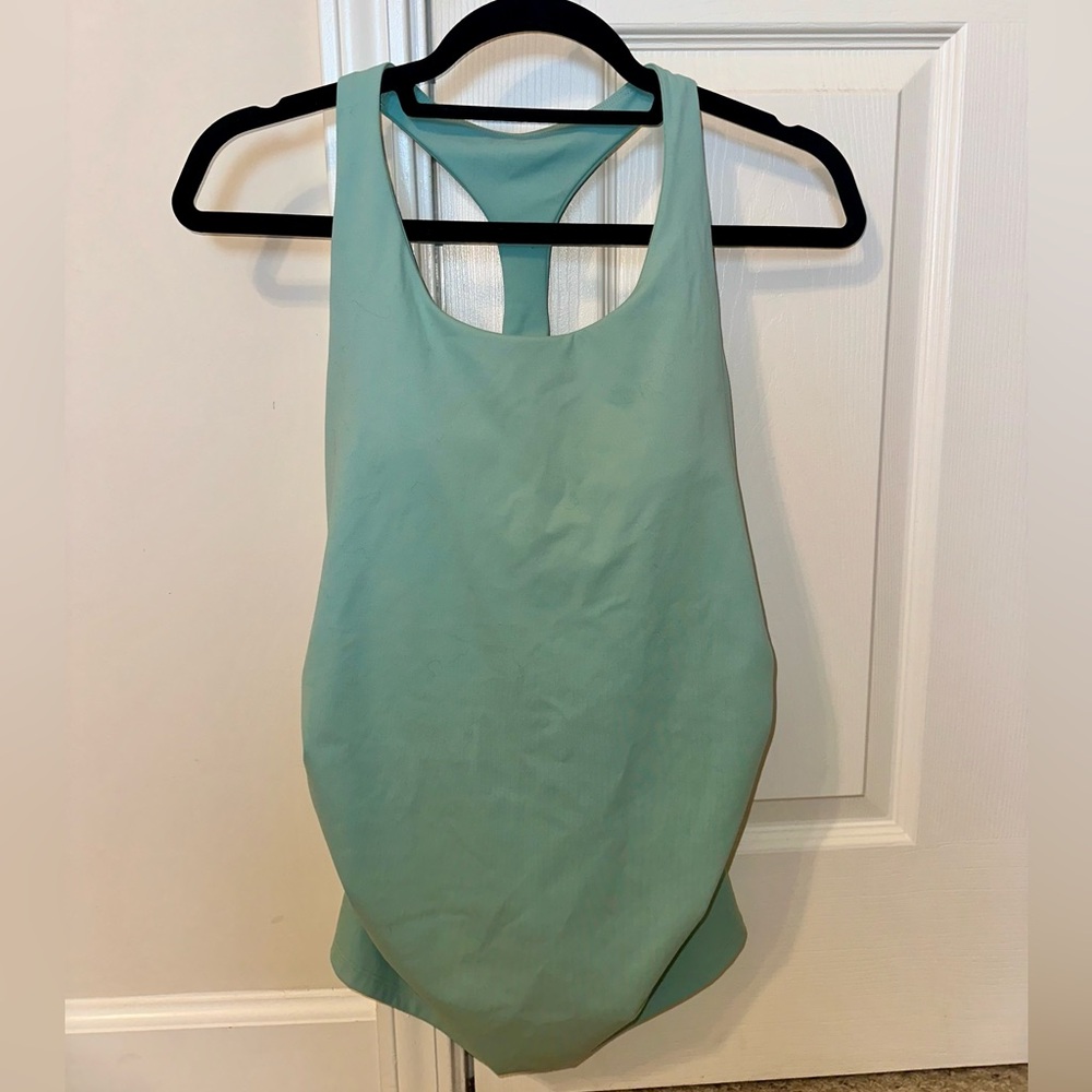 Old navy maternity activewear tank in teal. Size medium